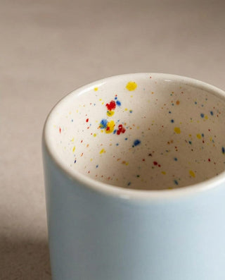 Breeze Party In Espresso Cup / Egg Cup — macro 7