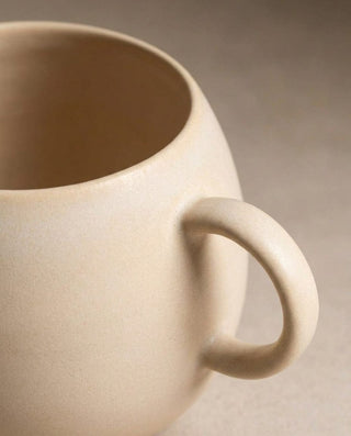 Dune Stoneware Mug 500ml — macro 1