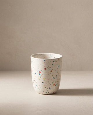 Weiße mittelgroße Tasse 220 ml Konfetti | Steinzeug