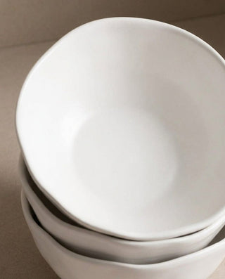 Pure Stoneware Bowl 16cm — macro 2