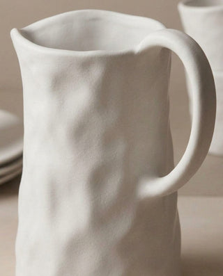 Pure Stoneware Pitcher 1.4L — macro 2